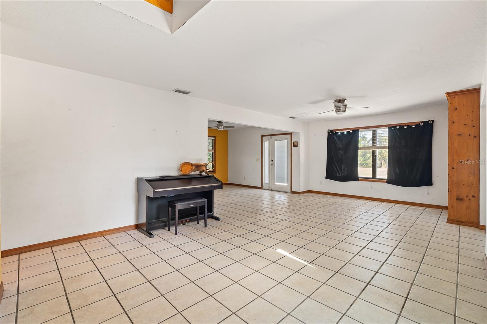 Image 5 of 42 For 923 County Road 315