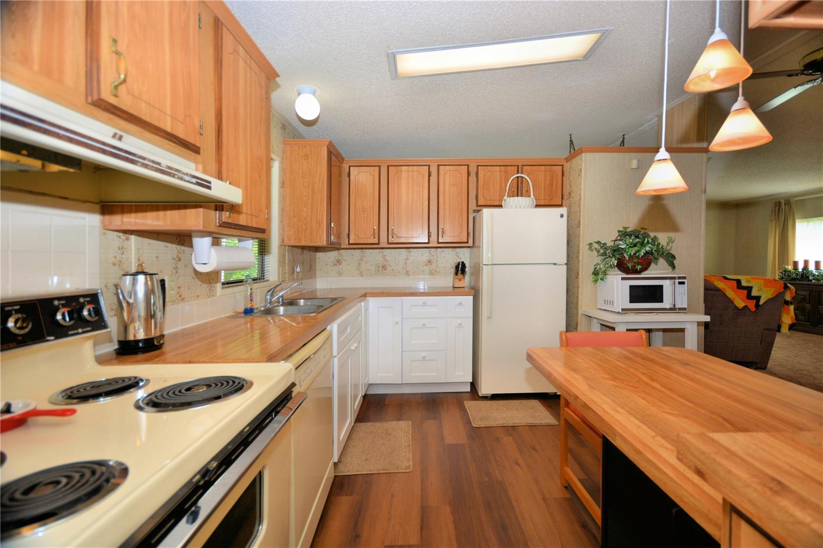 Image 12 of 29 For 7916 Lenox Avenue
