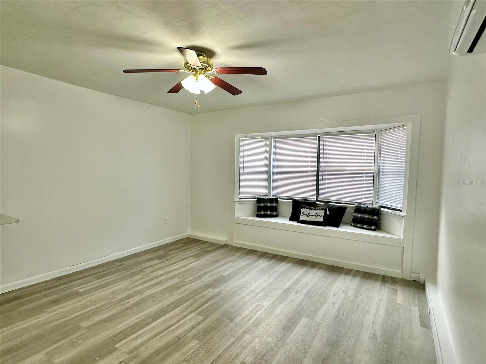Image 10 of 14 For 4321 20th Drive