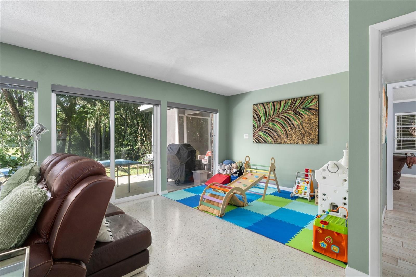 Image 44 of 80 For 4551 1st Avenue