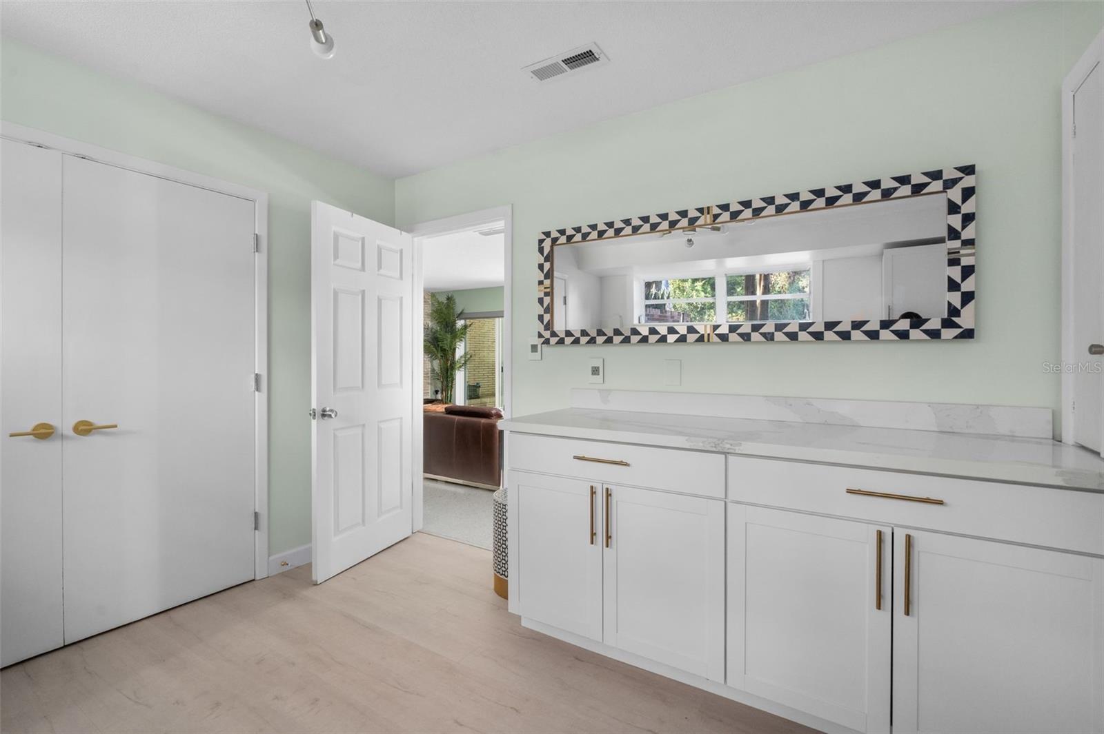 Image 46 of 80 For 4551 1st Avenue