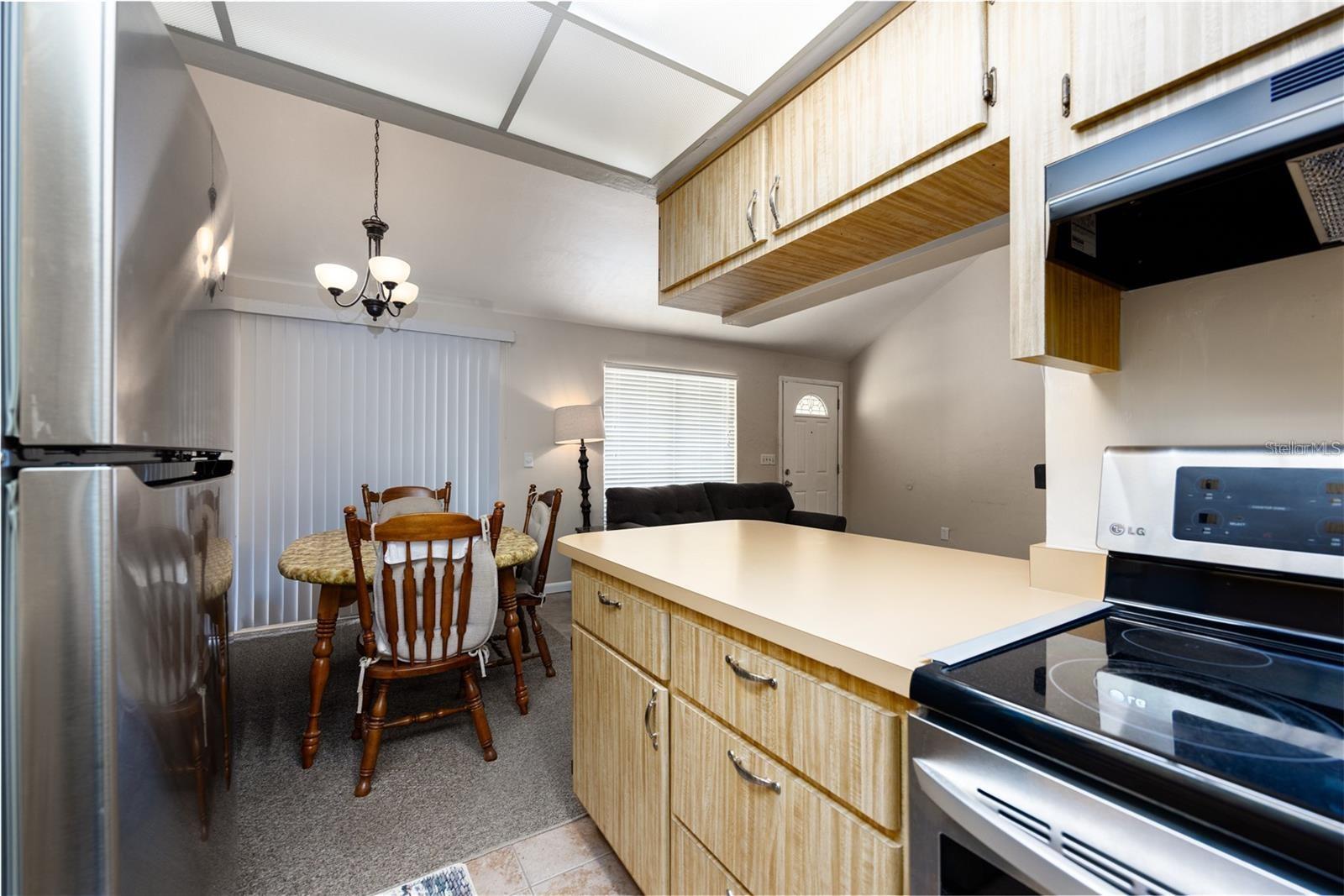 Image 12 of 27 For 4704 67th Terrace