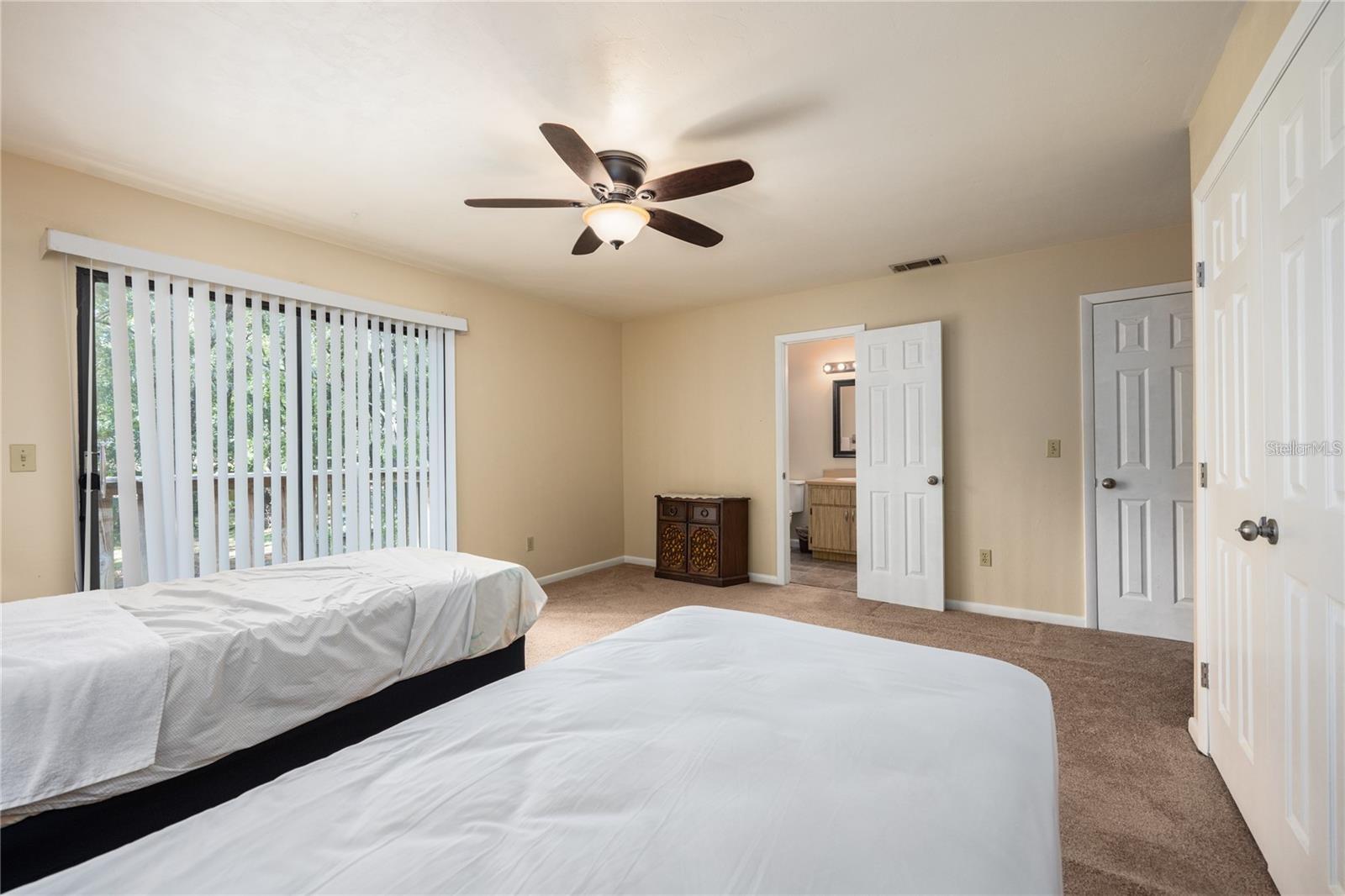 Image 15 of 27 For 4704 67th Terrace