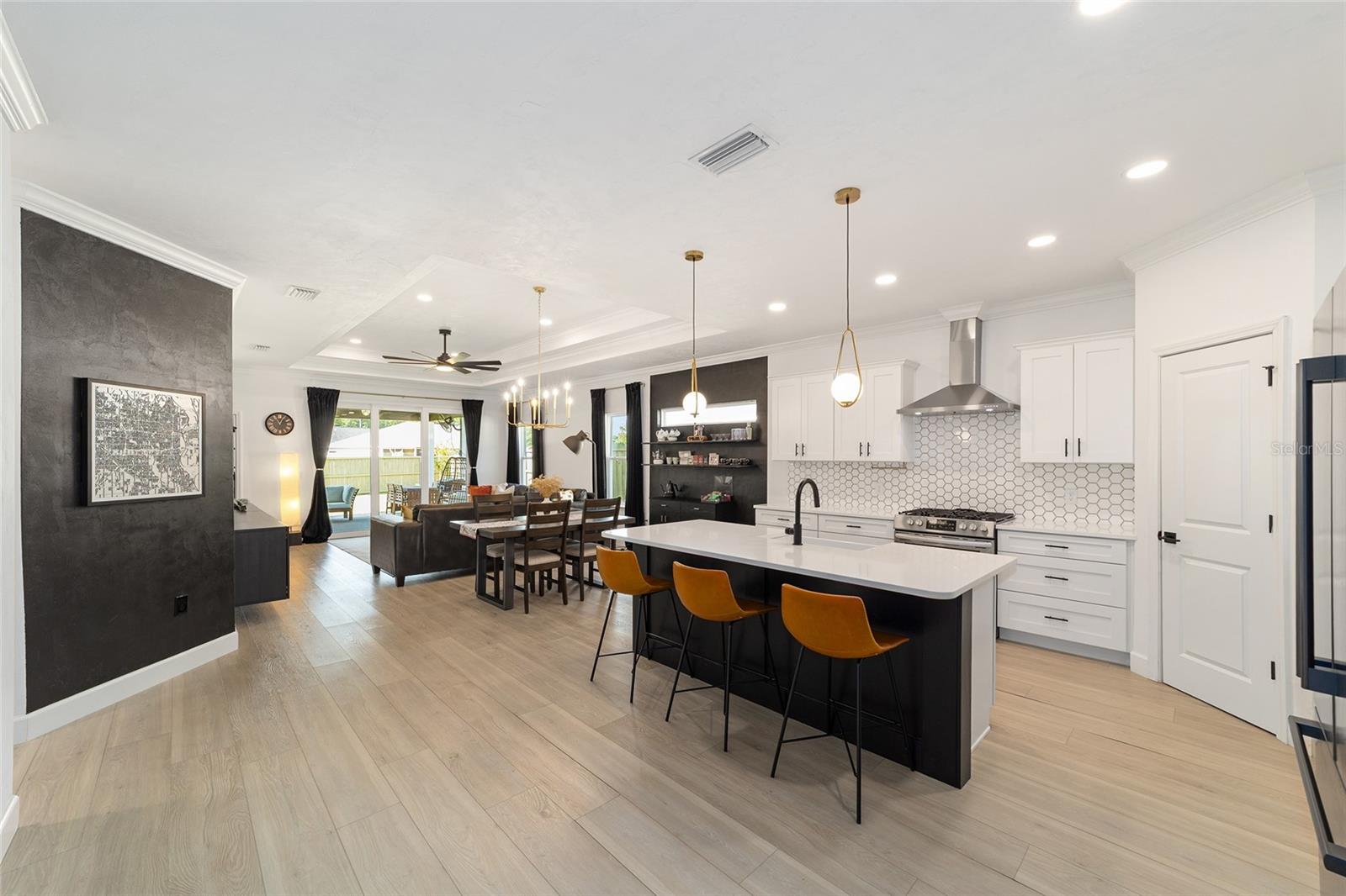 Image 7 of 29 For 6743 15th Place