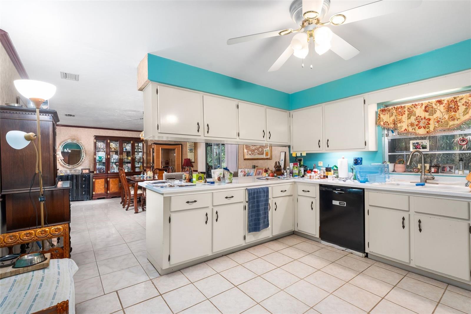 Image 13 of 37 For 4825 19th Street
