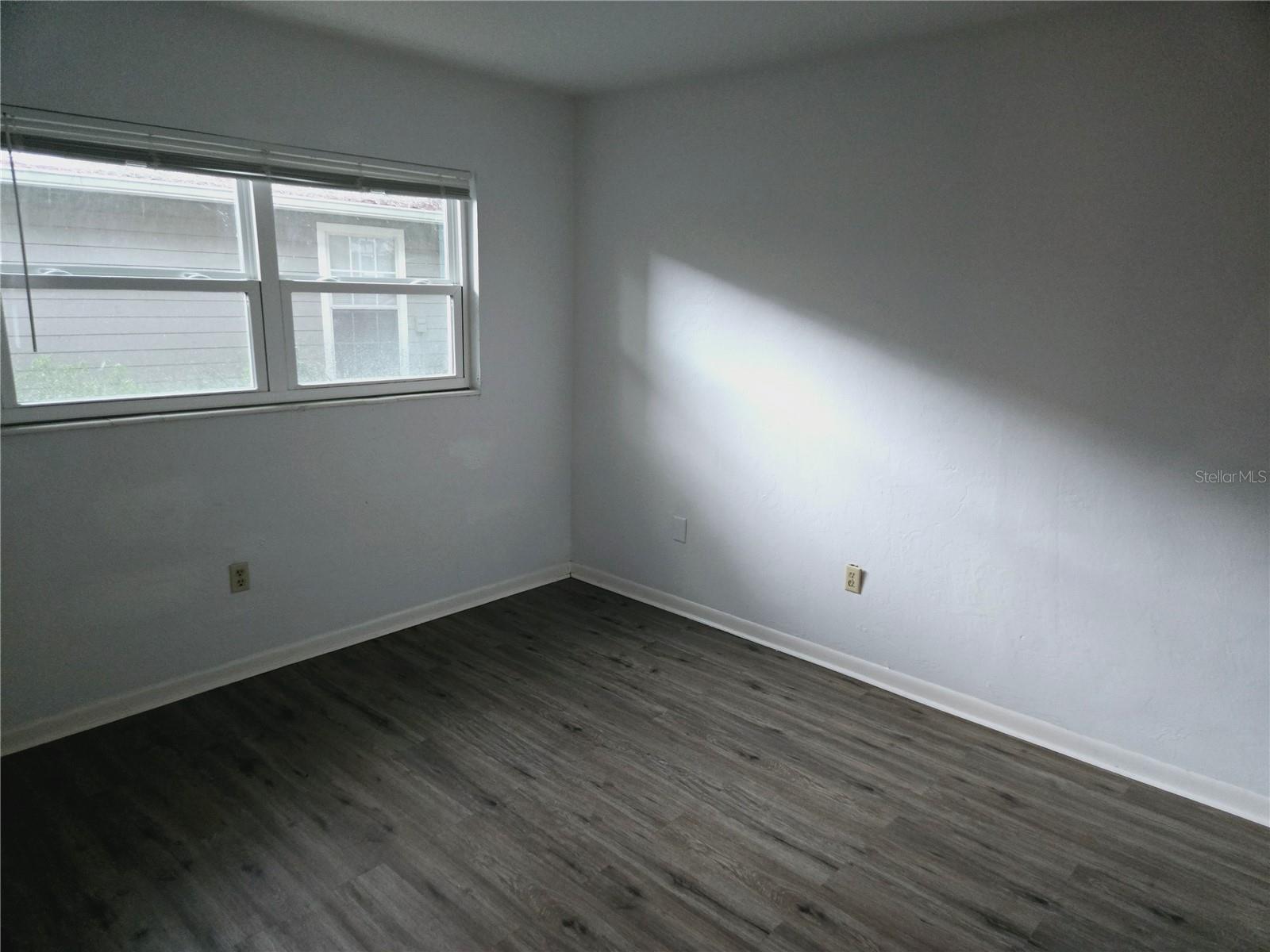 Image 6 of 14 For 3934 26th Drive 3