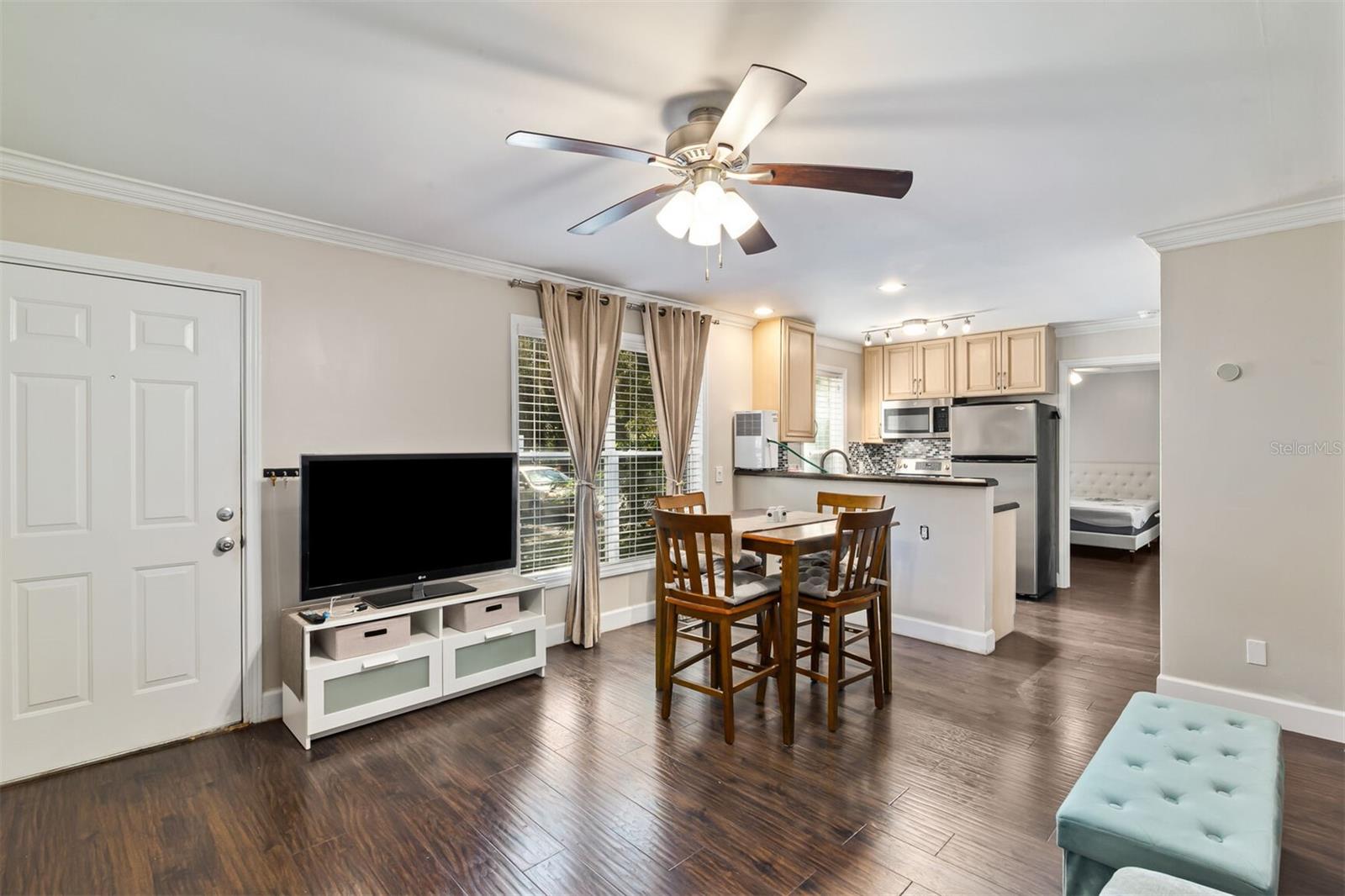 Image 6 of 26 For 2905 Archer Road 4016