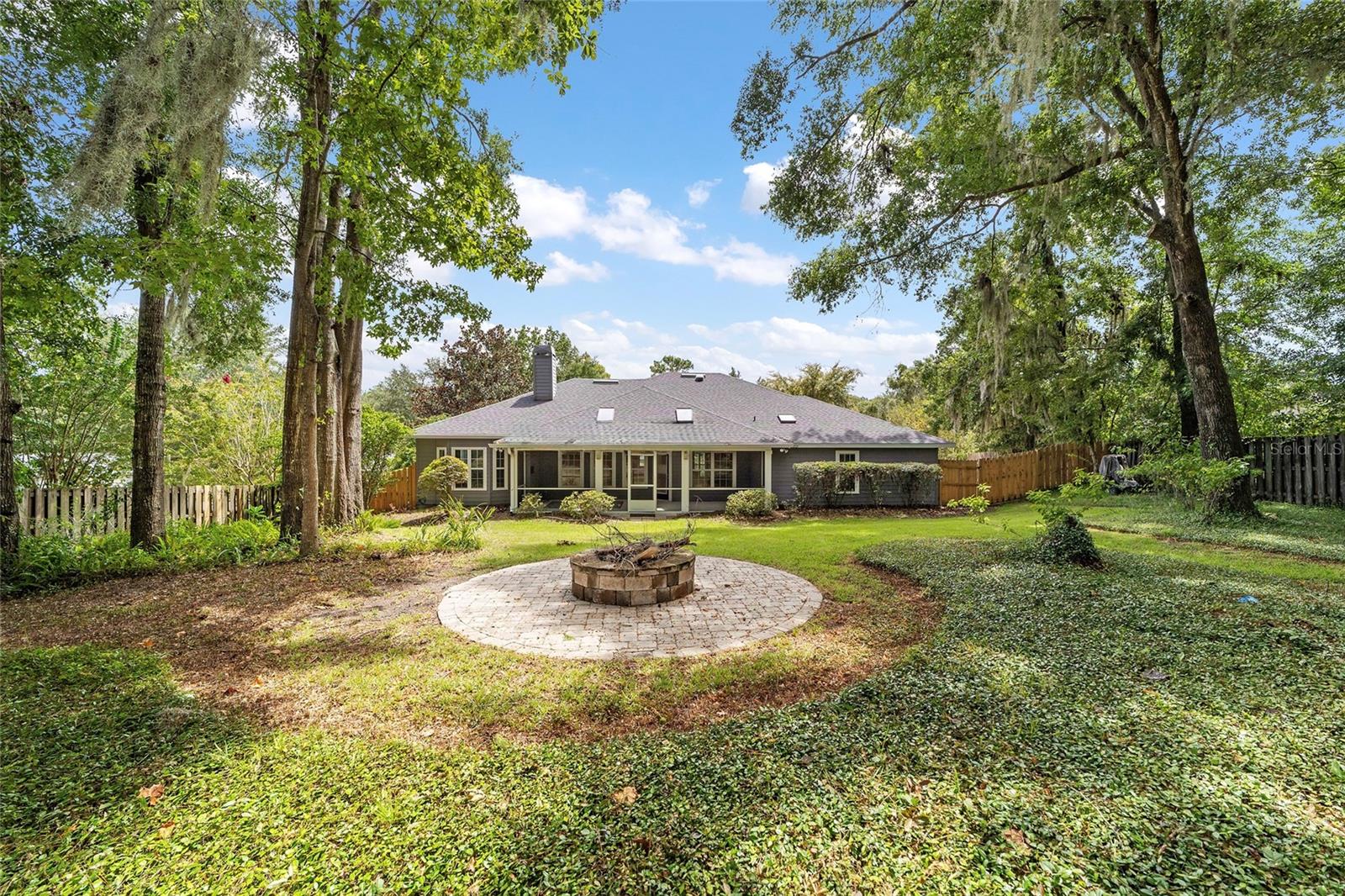 Image 21 of 24 For 7514 White Oaks Road