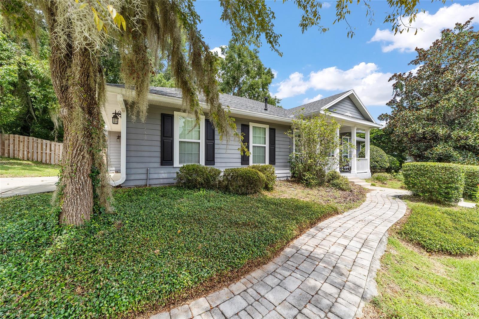 Image 4 of 24 For 7514 White Oaks Road