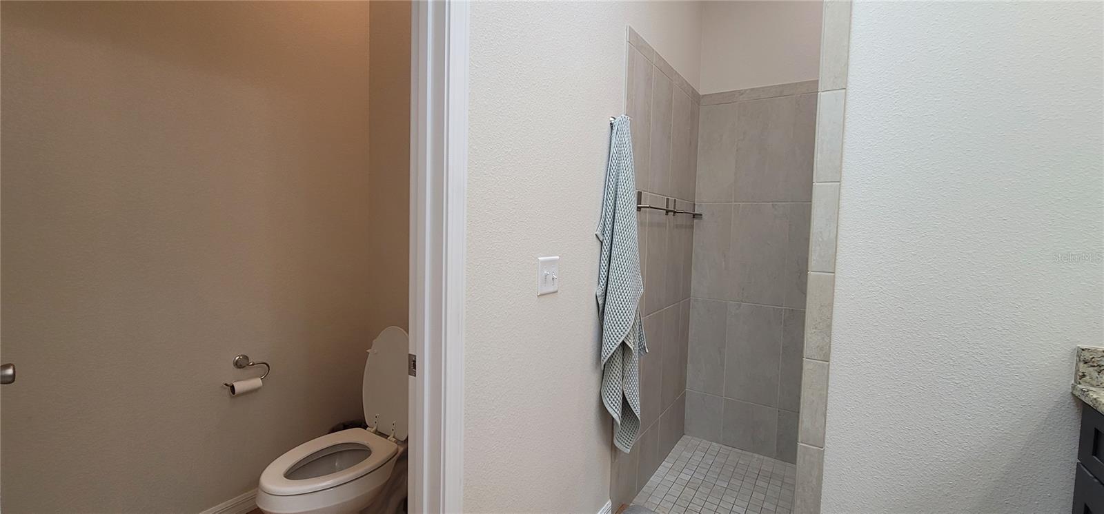 Image 10 of 23 For 11873 29th Place