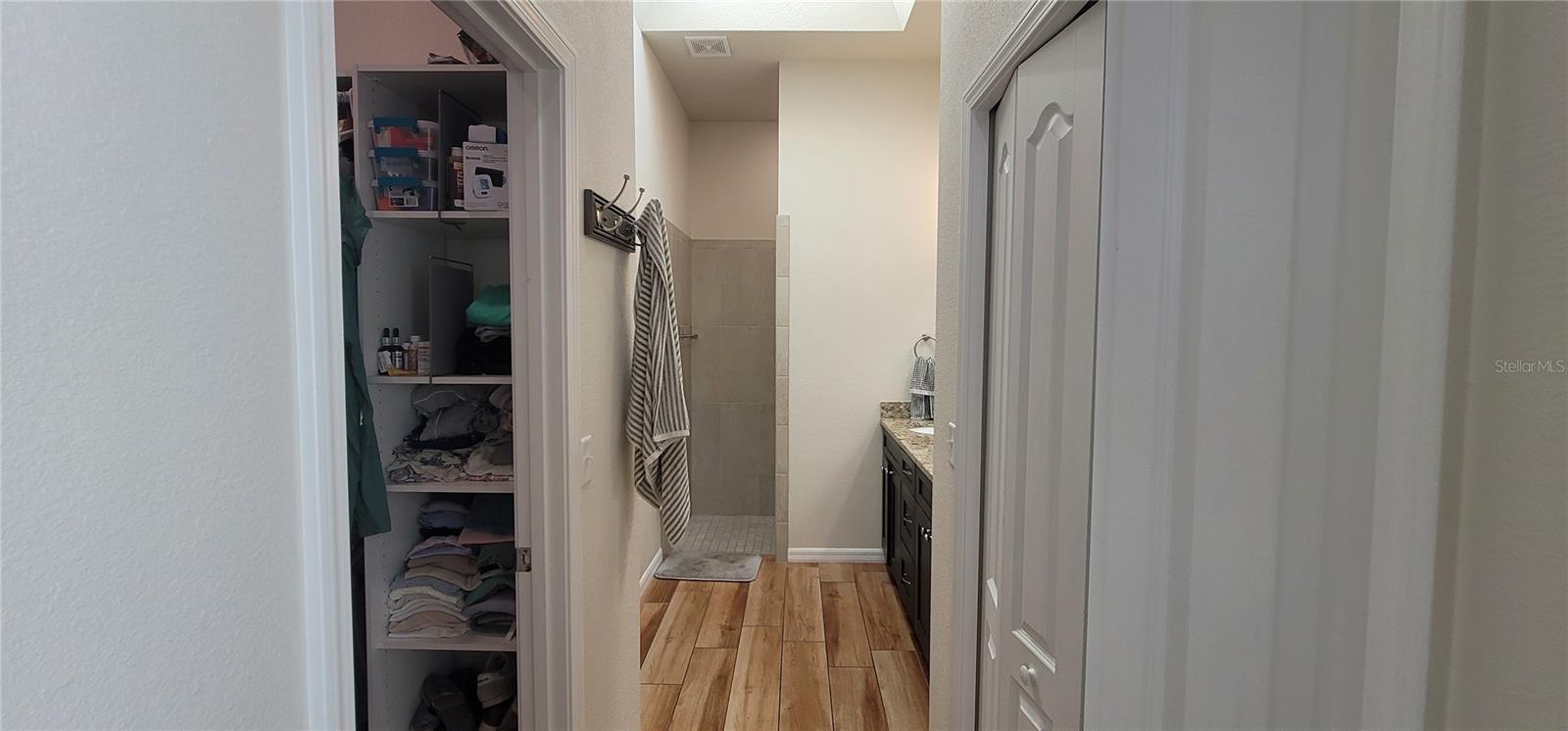 Image 8 of 23 For 11873 29th Place