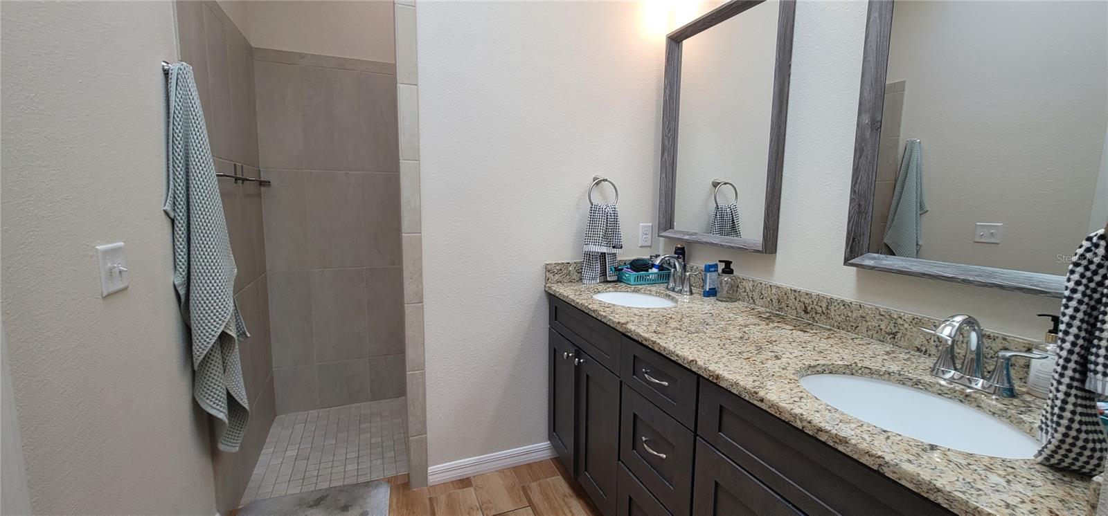 Image 9 of 23 For 11873 29th Place