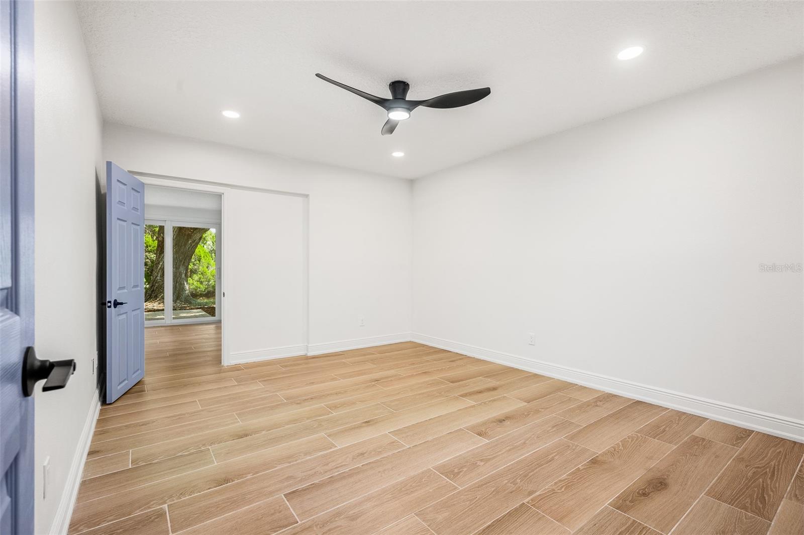 Image 14 of 29 For 11280 Bayshore Drive 66