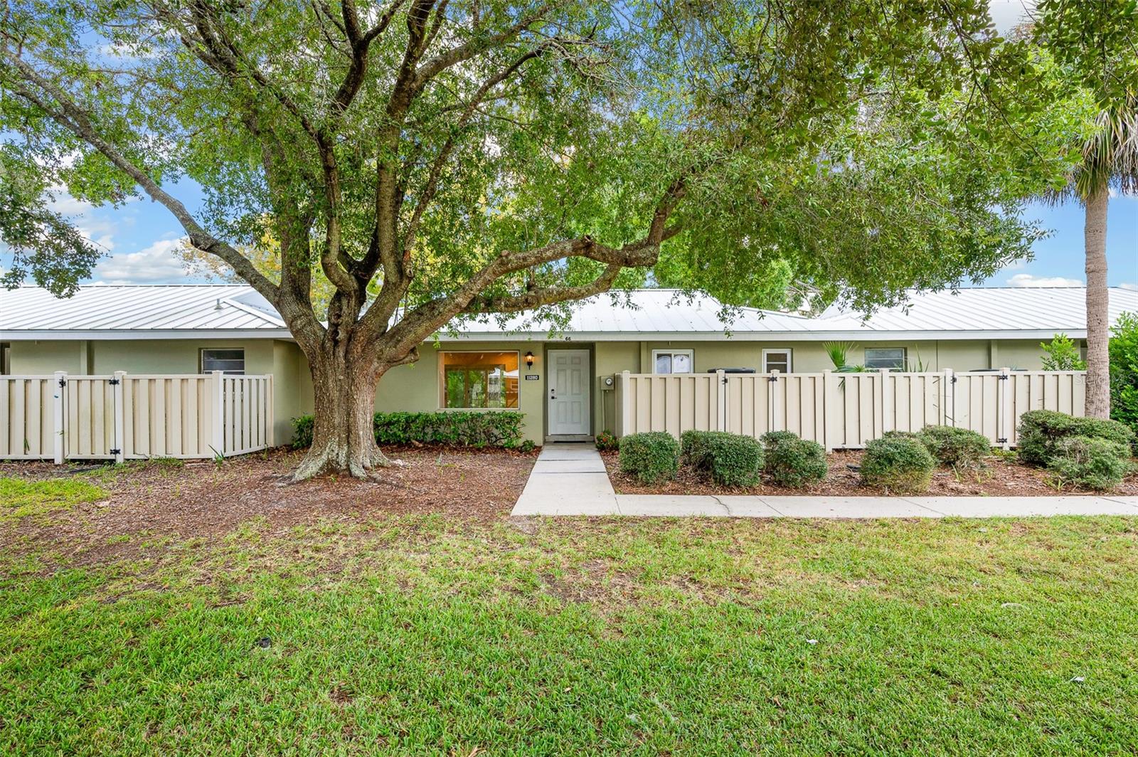 Image 2 of 29 For 11280 Bayshore Drive 66