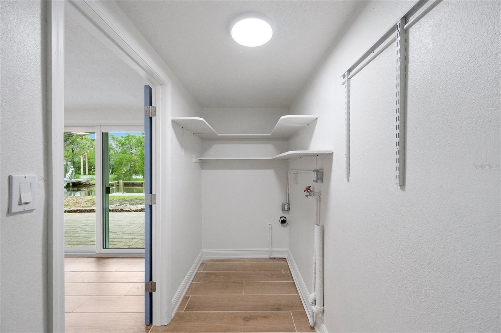 Image 21 of 29 For 11280 Bayshore Drive 66