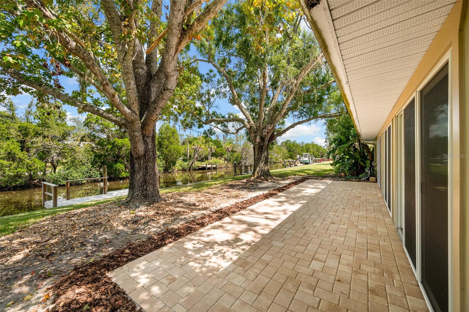 Image 22 of 29 For 11280 Bayshore Drive 66