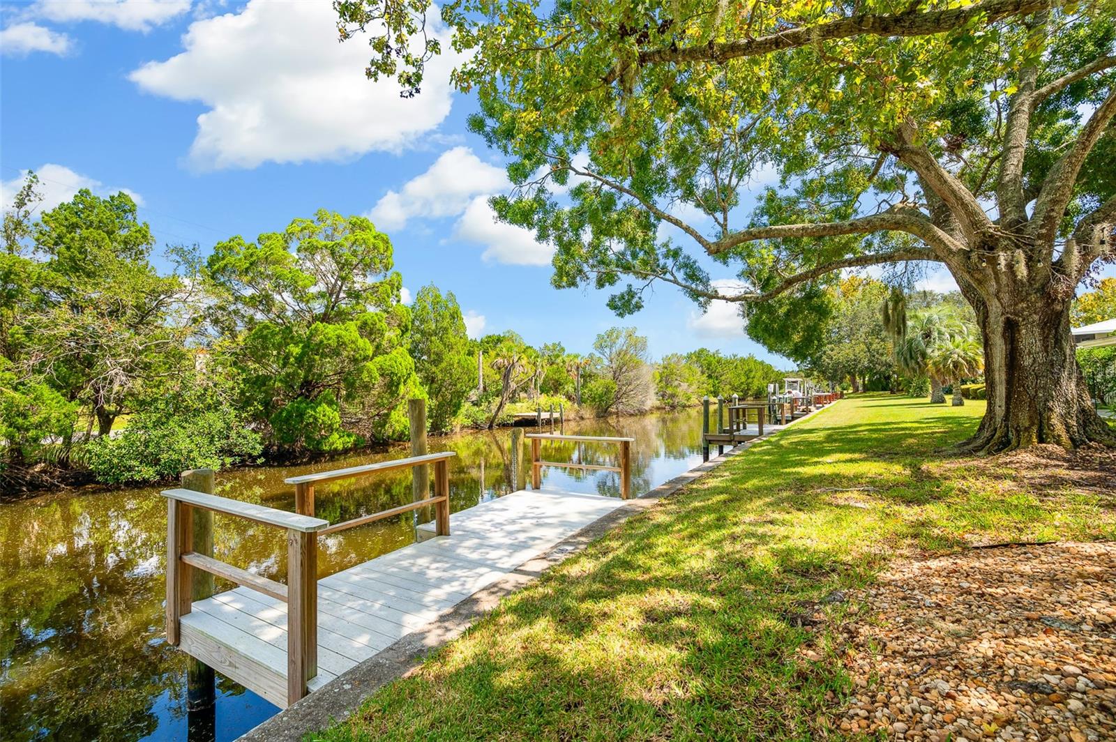 Image 25 of 29 For 11280 Bayshore Drive 66