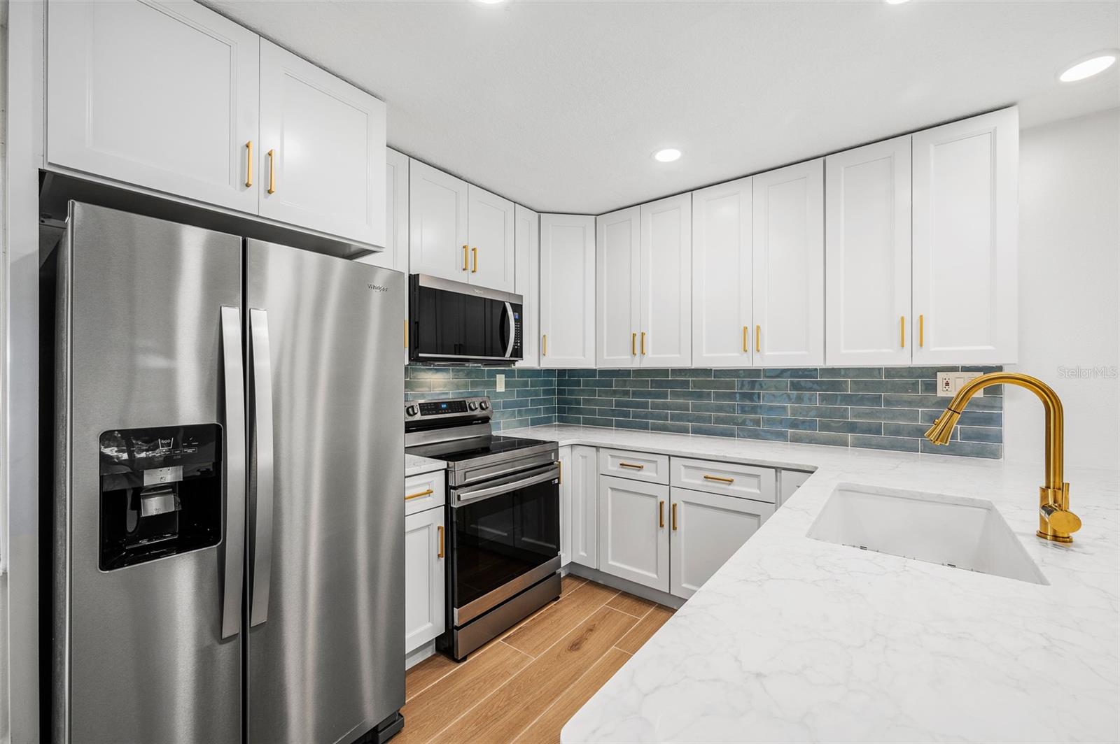 Image 4 of 29 For 11280 Bayshore Drive 66