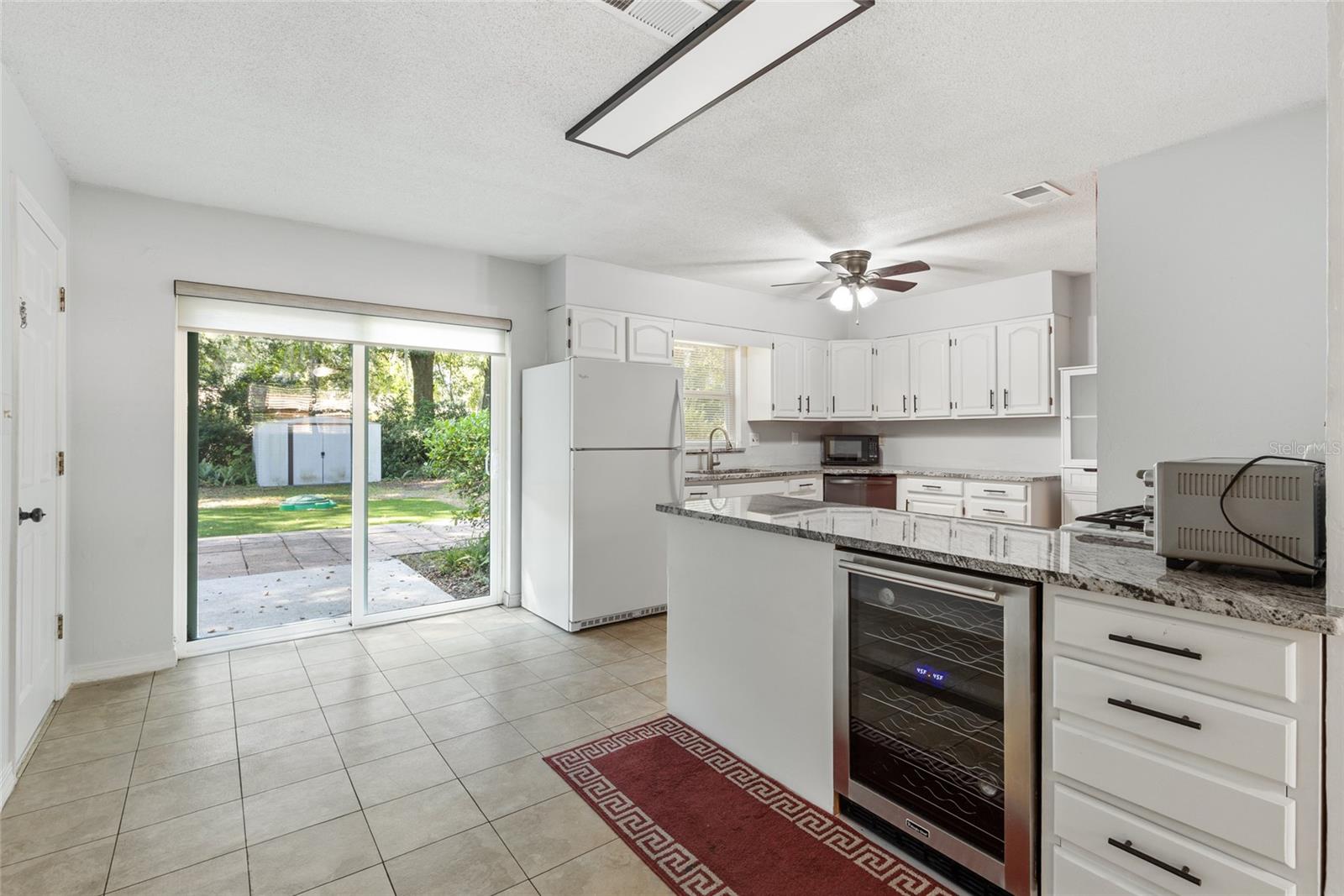 Image 15 of 47 For 3135 46th Avenue