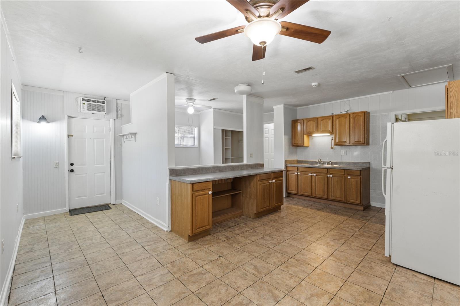 Image 25 of 47 For 3135 46th Avenue
