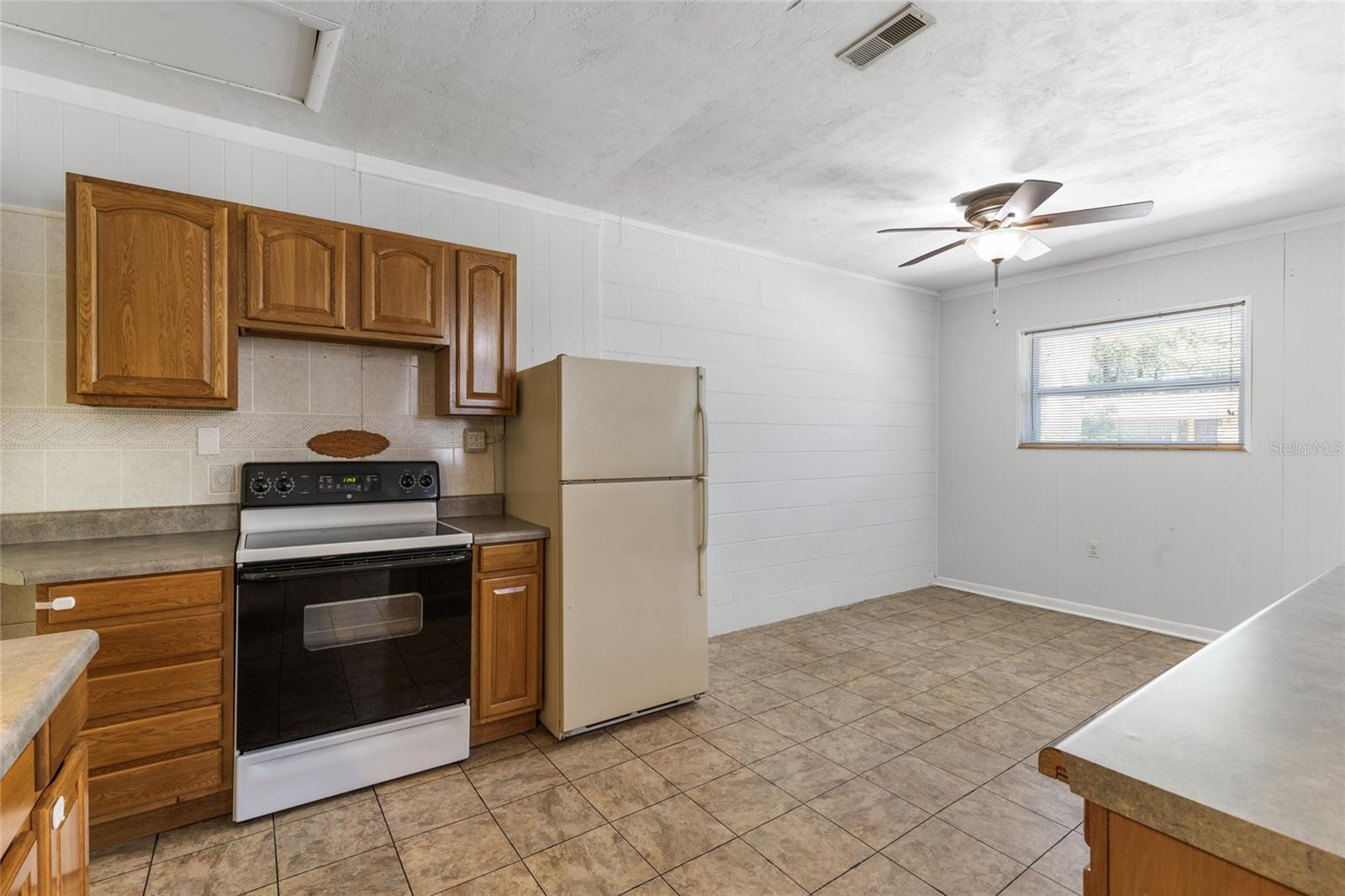 Image 29 of 47 For 3135 46th Avenue