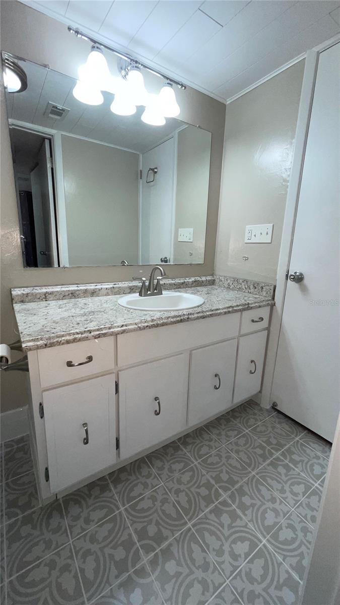 Image 44 of 71 For 2510 14th Drive 316