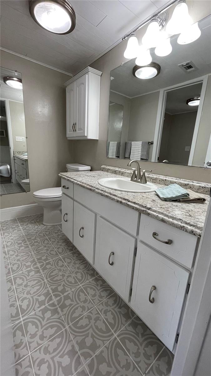 Image 45 of 71 For 2510 14th Drive 316