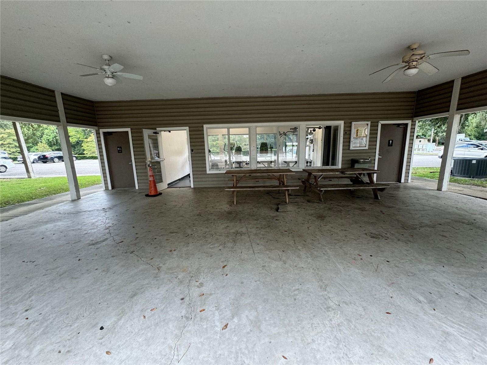 Image 13 of 19 For 4000 23rd Street 3-208
