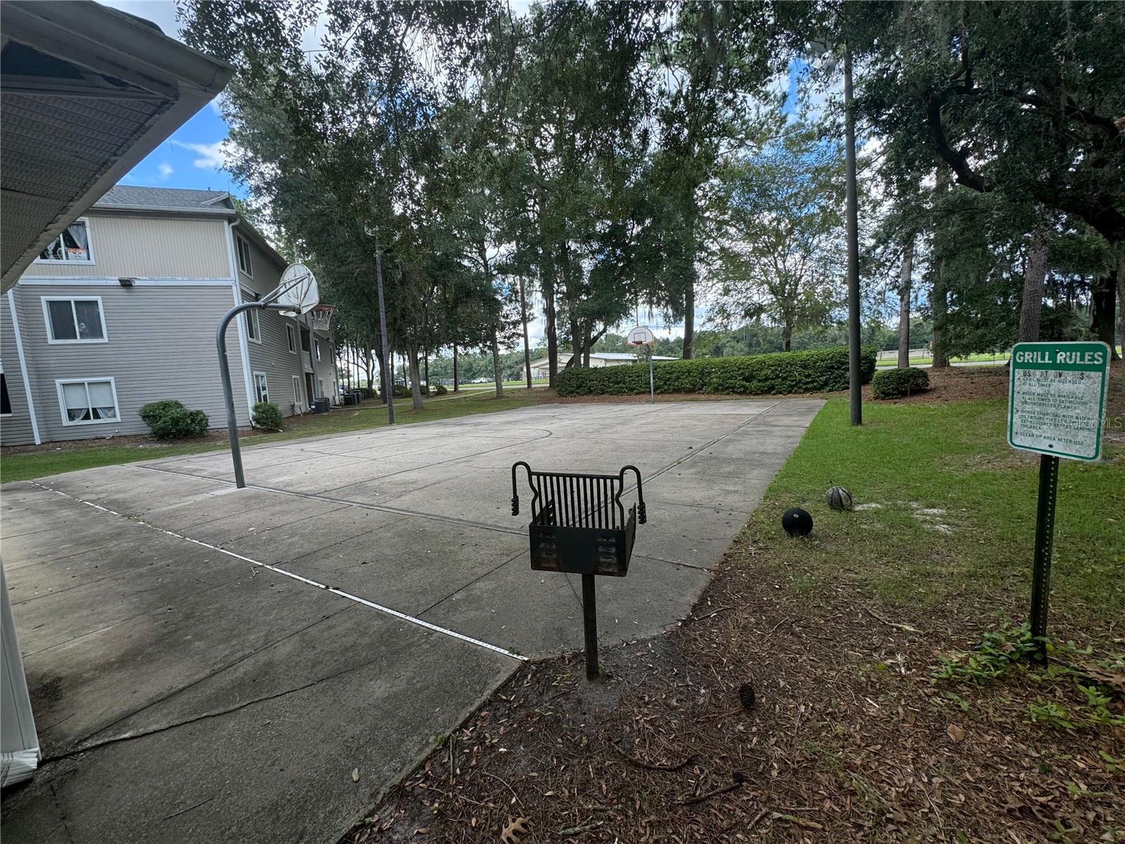 Image 14 of 19 For 4000 23rd Street 3-208