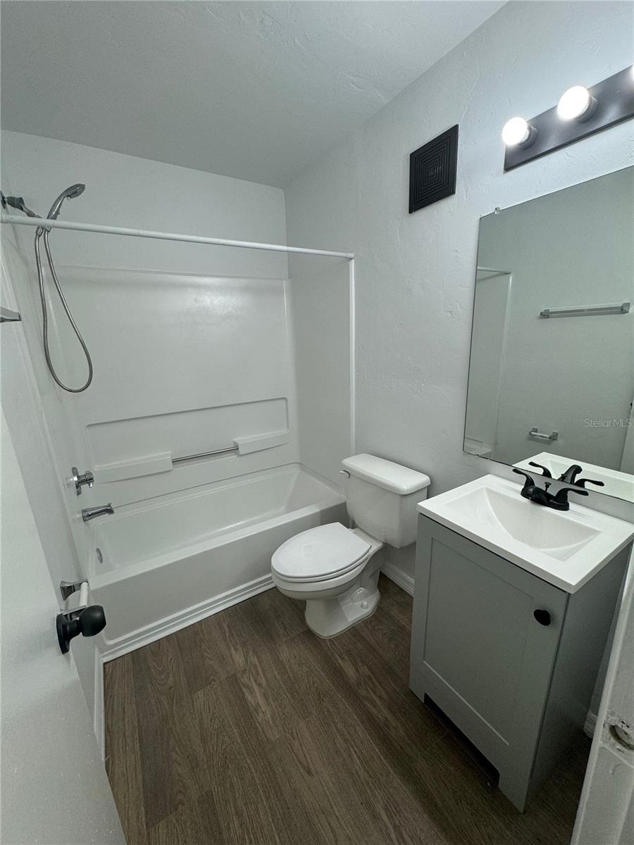 Image 6 of 19 For 4000 23rd Street 3-208