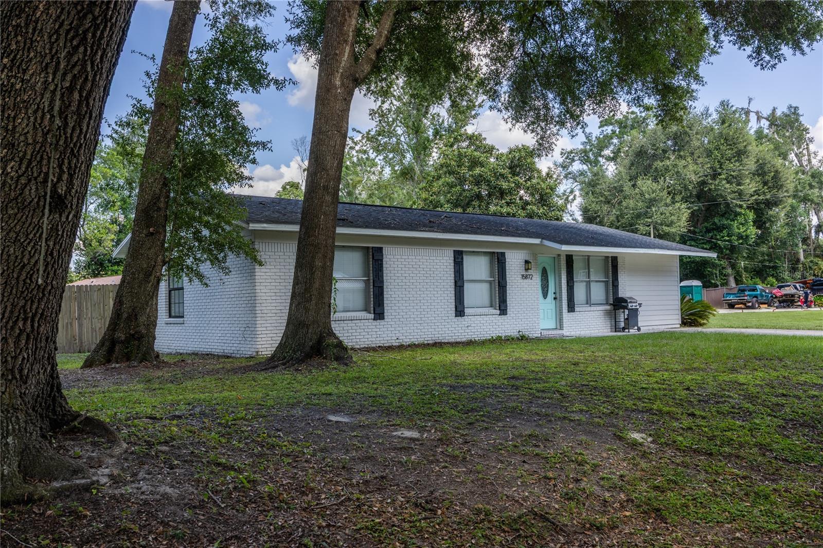 Image 6 of 28 For 15872 133rd Lane