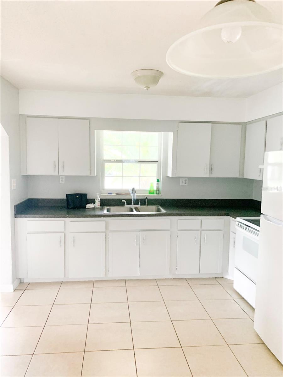 Image 14 of 18 For 466 Spring Lane