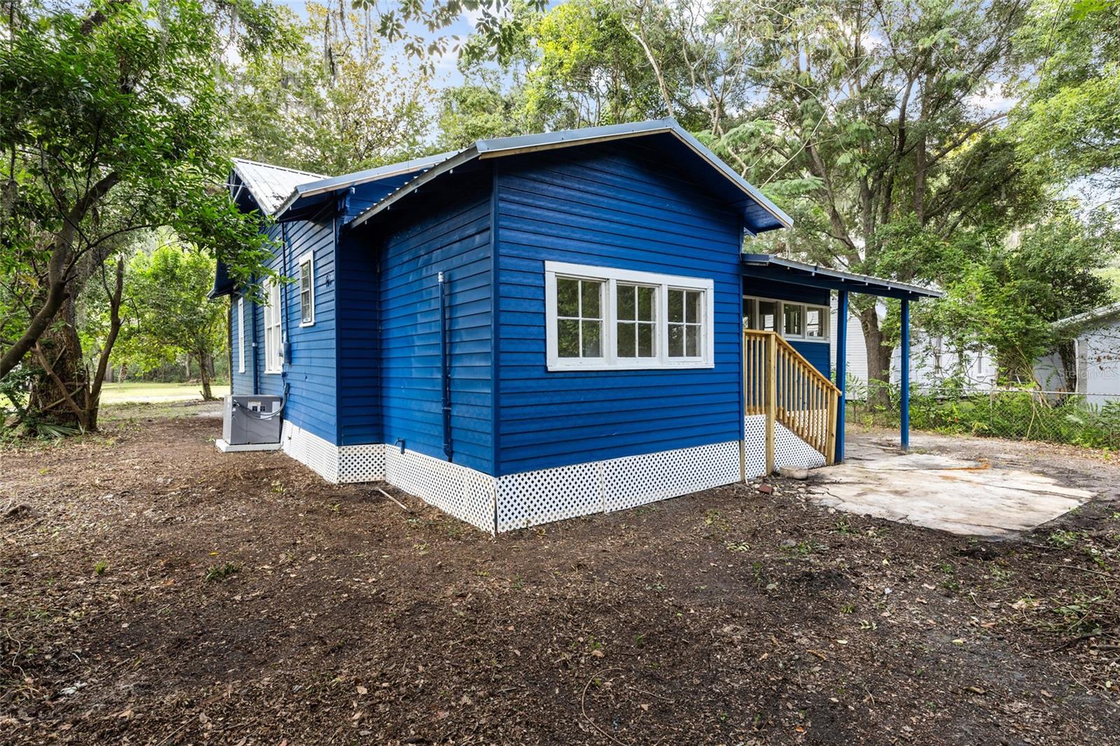Image 26 of 32 For 14727 142nd Street