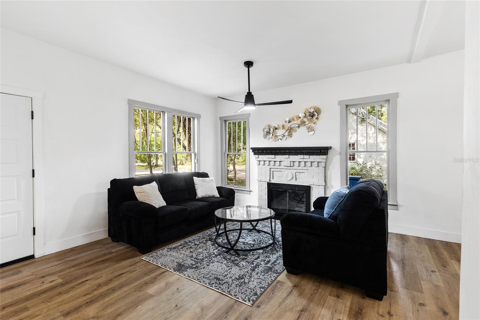Image 3 of 32 For 14727 142nd Street