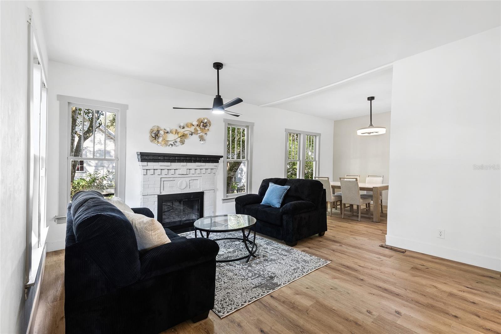 Image 4 of 32 For 14727 142nd Street