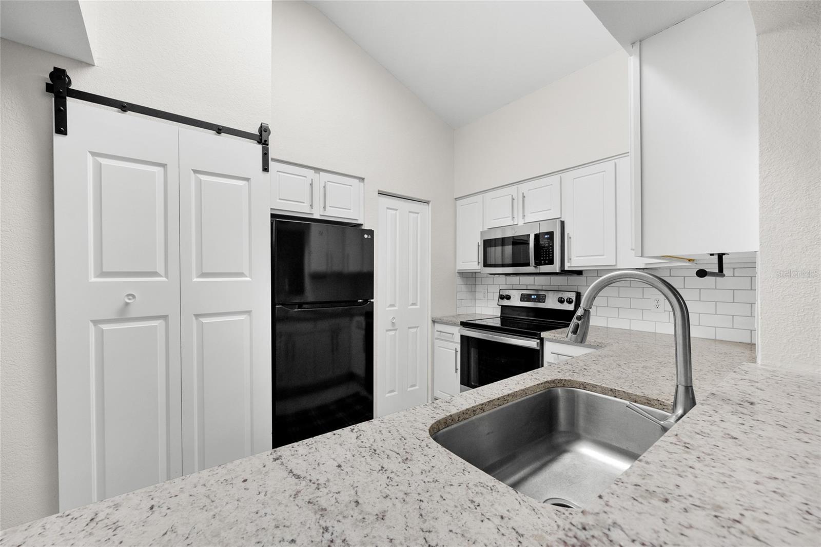 Image 7 of 36 For 5133 91st Ct. Court G304