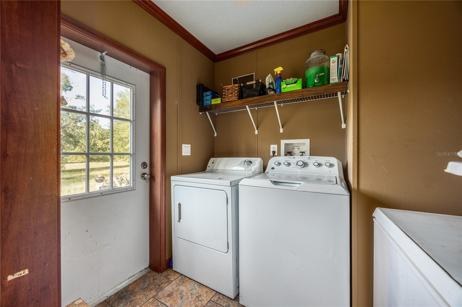 Image 11 of 37 For 7102 100th Avenue