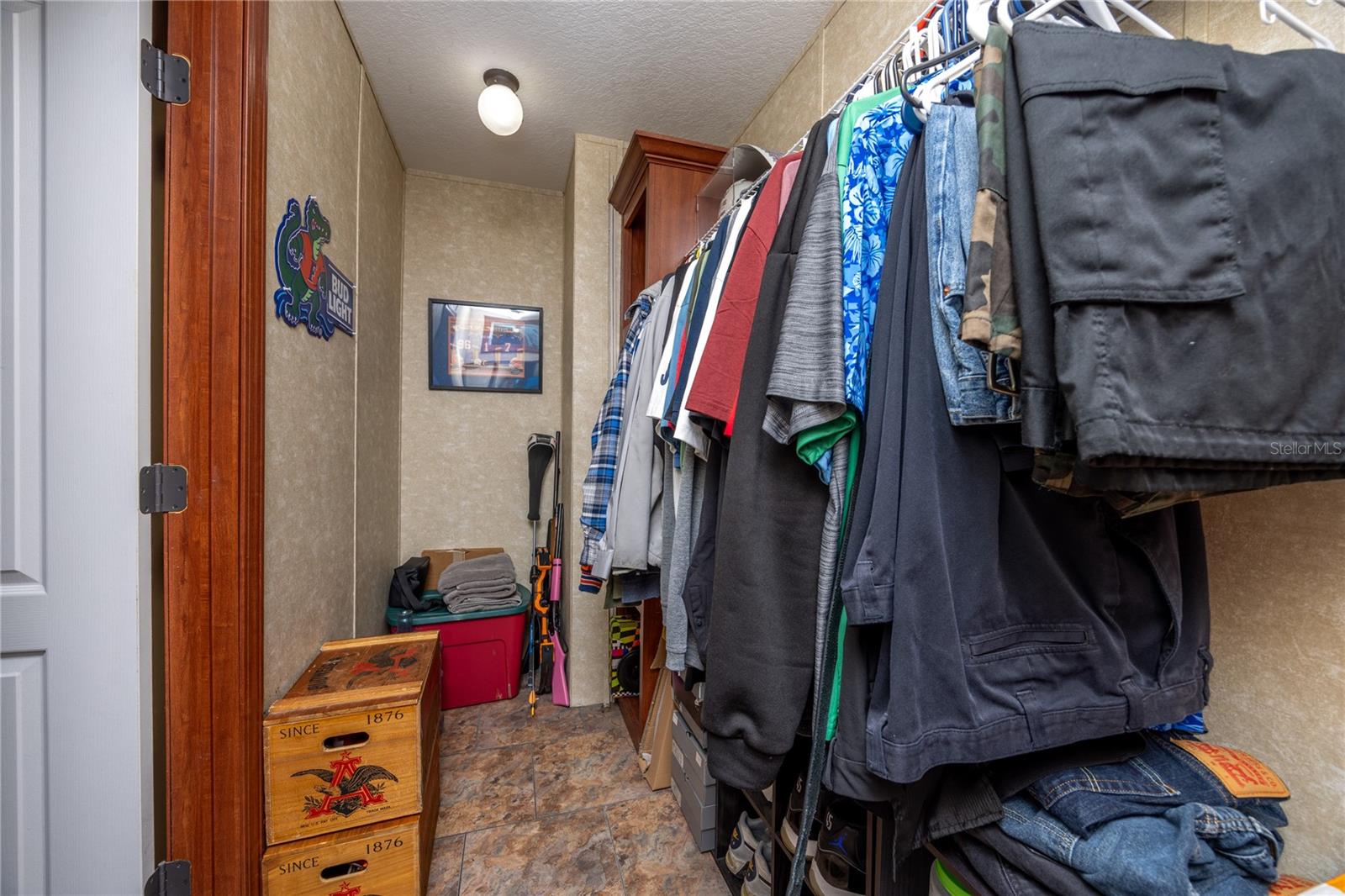 Image 24 of 37 For 7102 100th Avenue