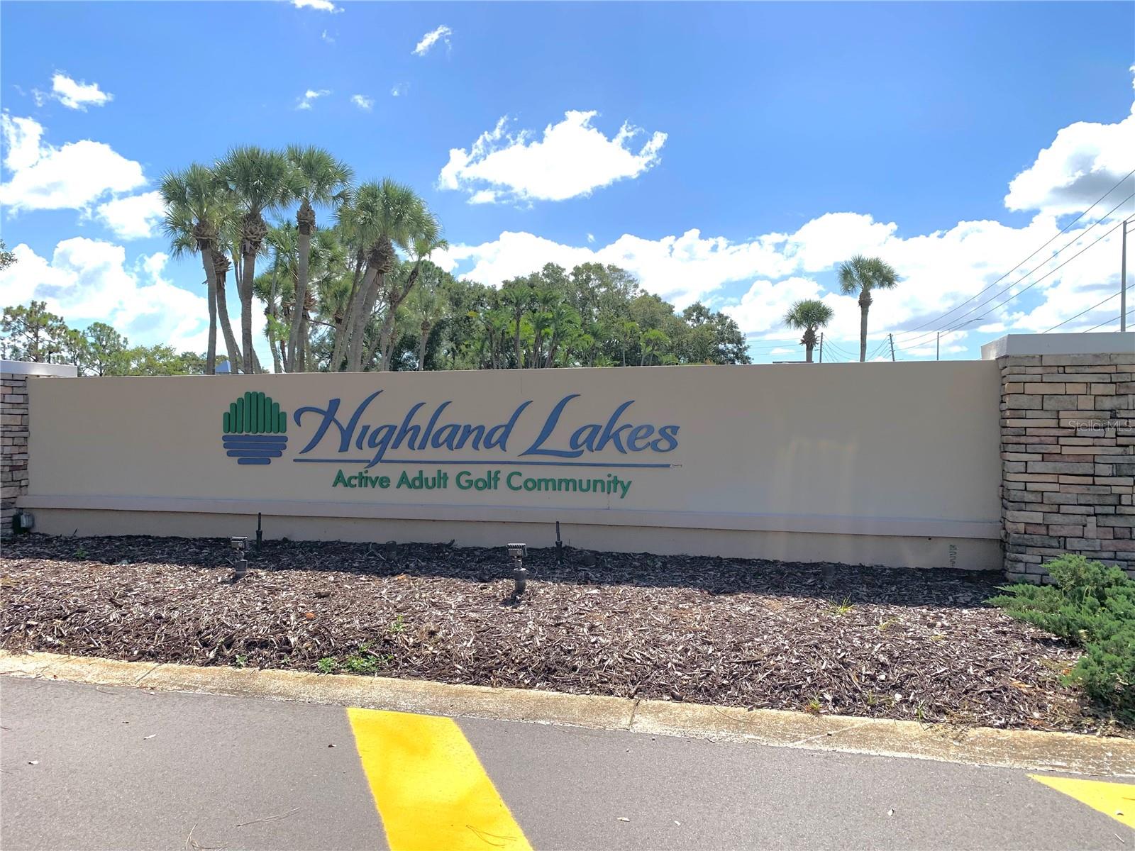 Image 5 of 27 For 2711 Sherbrooke Lane B