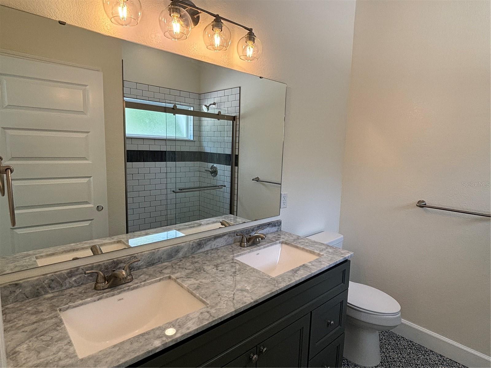 Image 17 of 26 For 207 8th Street