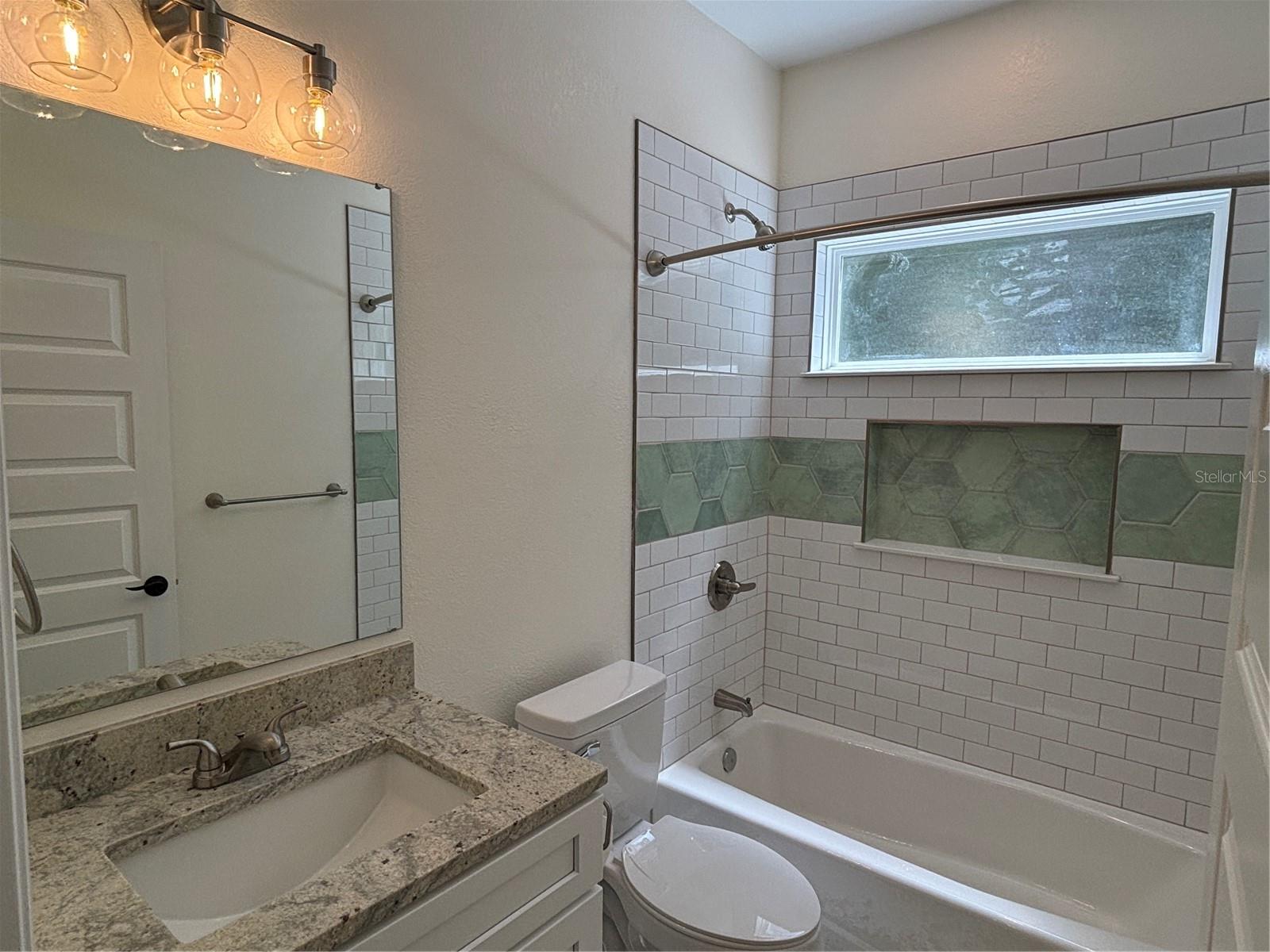 Image 20 of 26 For 207 8th Street