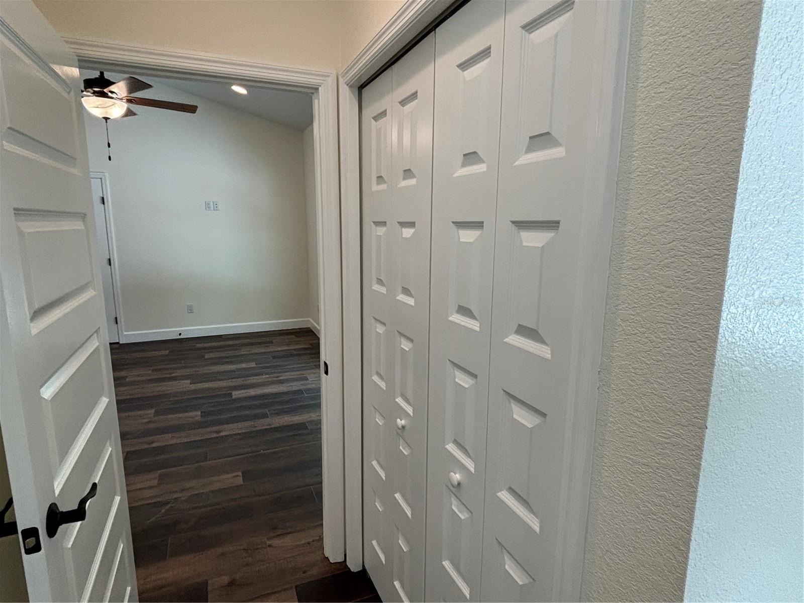 Image 24 of 26 For 207 8th Street