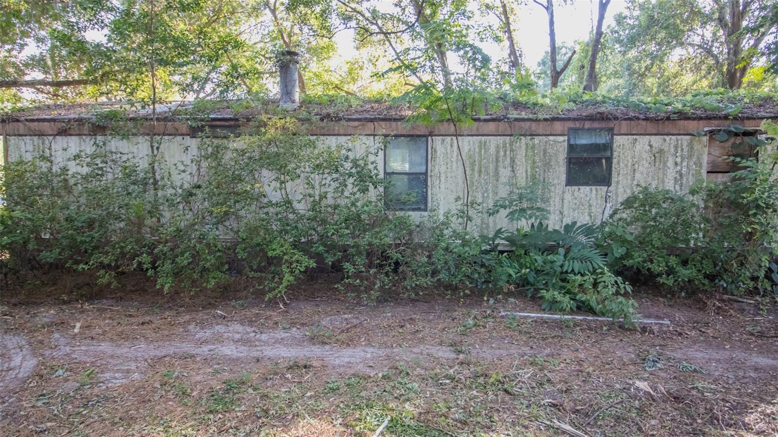 Image 5 of 18 For 630 Susan Avenue