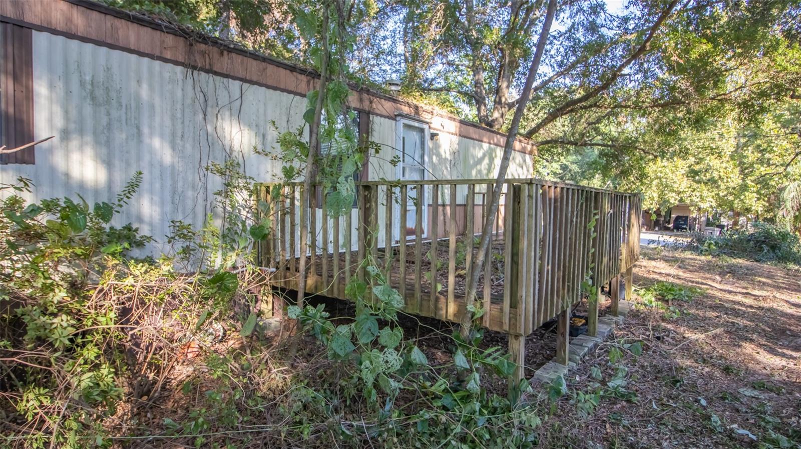Image 7 of 18 For 630 Susan Avenue