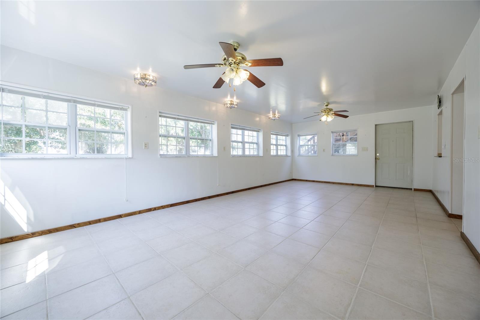 Image 10 of 60 For 14726 75th Avenue