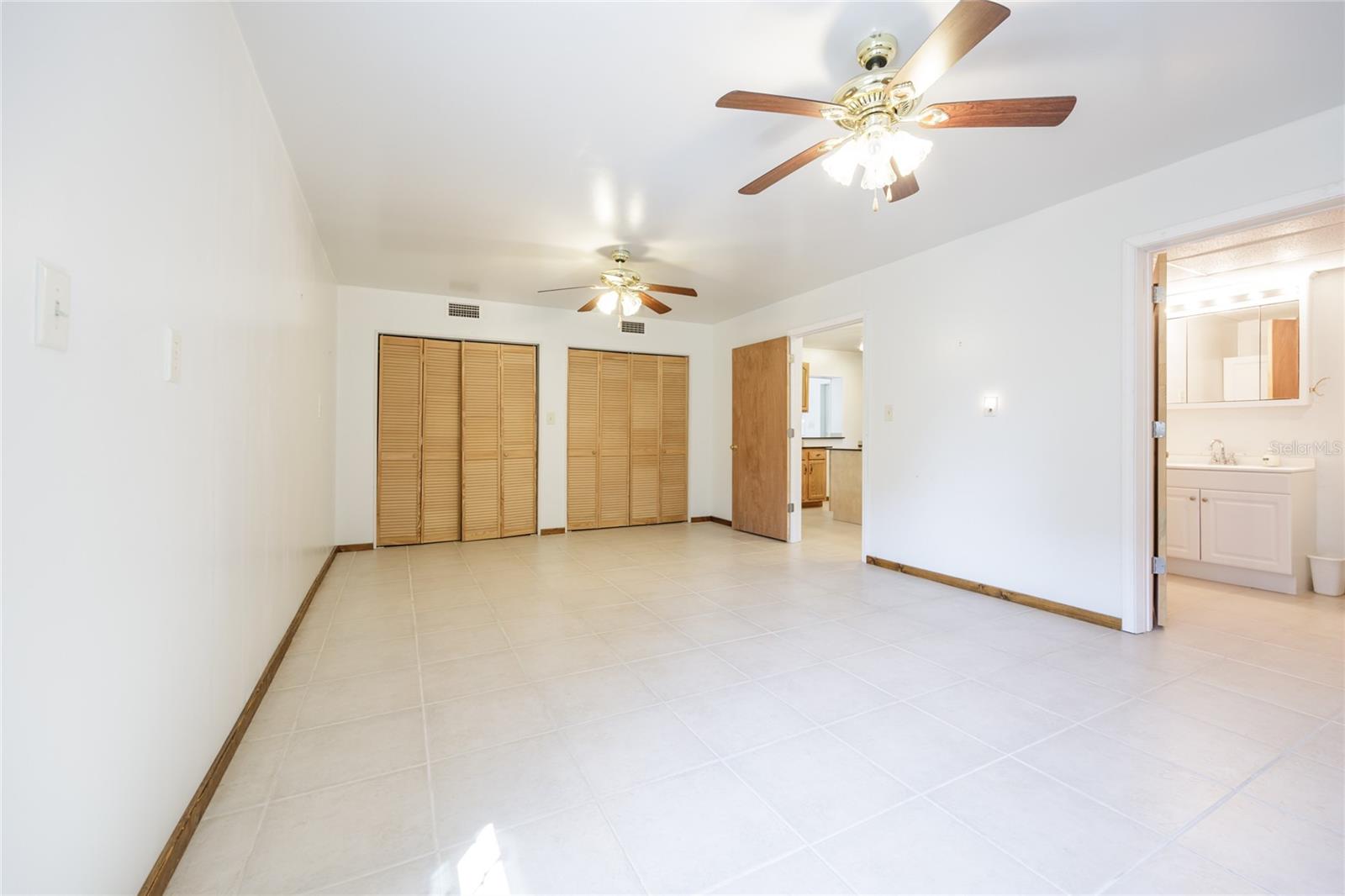 Image 18 of 60 For 14726 75th Avenue
