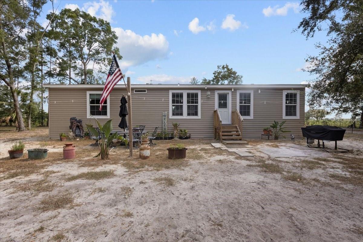 Image 2 of 59 For 6389 6th Place