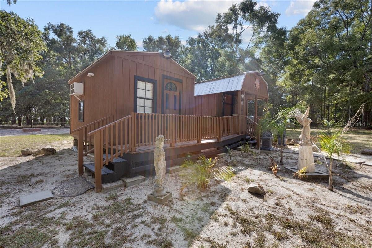 Image 28 of 59 For 6389 6th Place