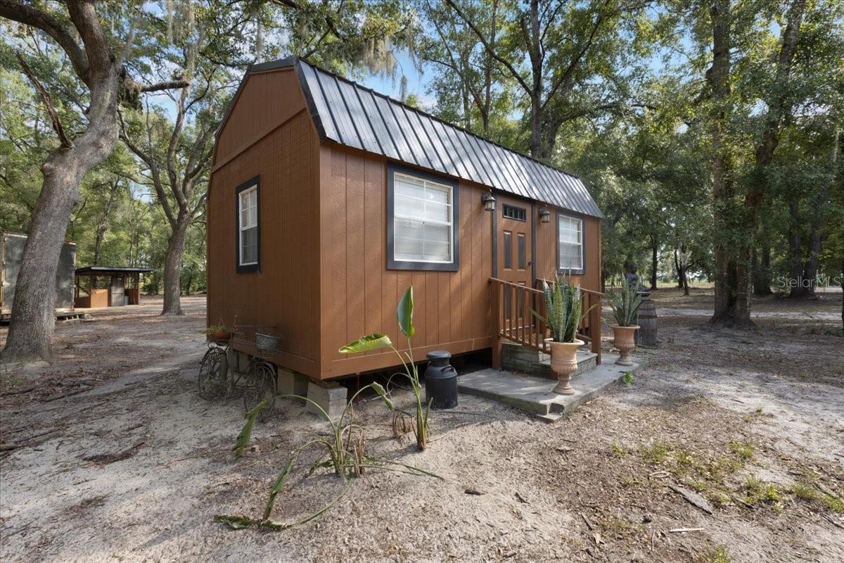 Image 34 of 59 For 6389 6th Place