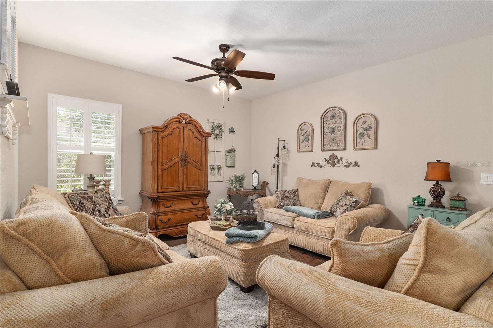 Image 10 of 51 For 5549 112th Street